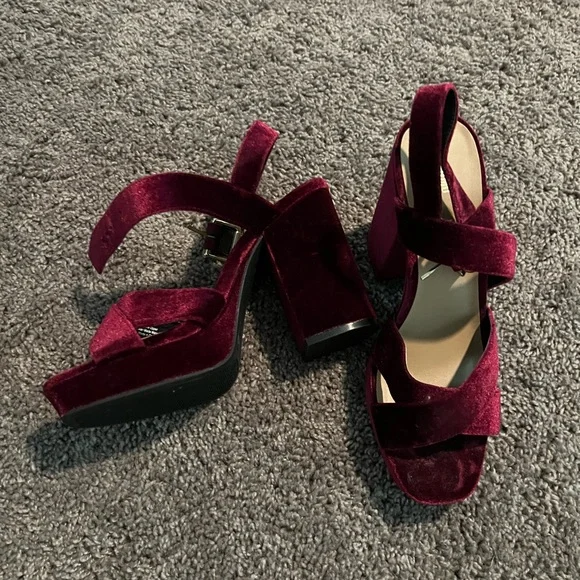 Burgundy Velvet Women's Heels - Picture 2 of 6